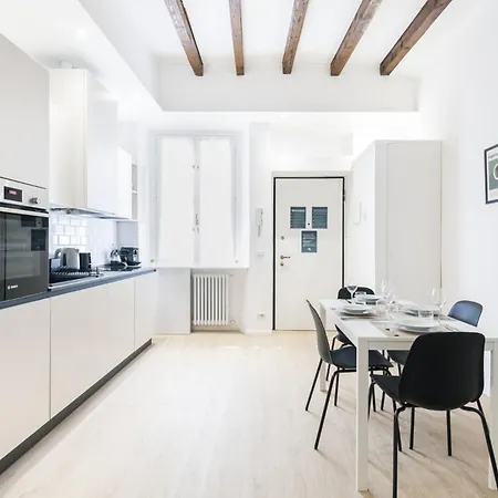 Apartment Easylife - - Pilo 10 - Porta Venezia Mailand