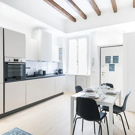 Apartment Easylife - - Pilo 10 - Porta Venezia *